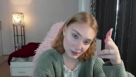 Dory make me happier online show from 09-16-25, 02:23