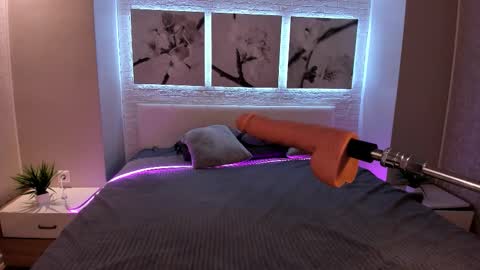 Betty online show from 10-11-25, 08:40