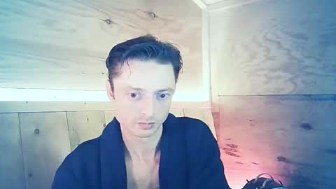 Snapshot of beukenstein chatting on 01-13-25, 12:09 . online show from 01-13-25, 12:09