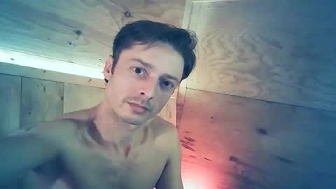 Snapshot of beukenstein chatting on 01-14-25, 12:22 . online show from 01-14-25, 12:22