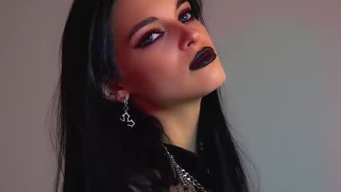 Snapshot of beverlyyork chatting on 11-11-25, 06:19 Beverly online show from 11-11-25, 06:19