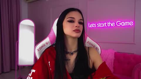 Snapshot of beverlyyork chatting on 11-26-25, 06:31 Beverly online show from 11-26-25, 06:31