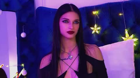 Snapshot of beverlyyork chatting on 12-02-25, 04:57 Beverly online show from 12-02-25, 04:57