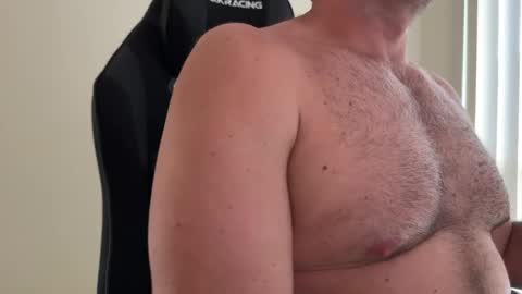 Snapshot of bfree121 chatting on 01-09-25, 06:27 bfree121 online show from 01-09-25, 06:27