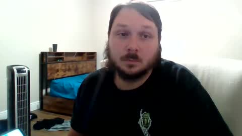 Snapshot of bhines5791 chatting on 01-08-25, 06:41 hines5791 online show from 01-08-25, 06:41