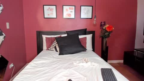 Snapshot of bhritany_brow chatting on 01-23-25, 10:01 Bhri online show from 01-23-25, 10:01