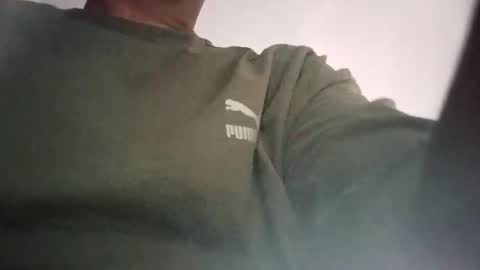 Snapshot of bi582945 chatting on 09-10-25, 10:10 bi582945 online show from 09-10-25, 10:10