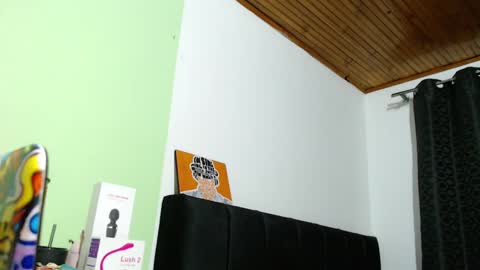 Snapshot of biabia_1 chatting on 02-03-25, 01:09 BiaBia online show from 02-03-25, 01:09