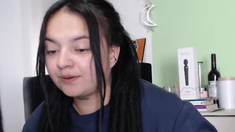 Snapshot of biabia_1 chatting on 02-09-25, 05:01 BiaBia online show from 02-09-25, 05:01