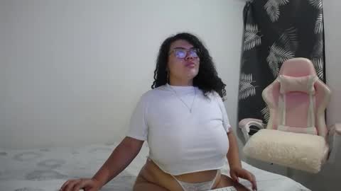 Bianca Tuesday to Sunday from 2am to 6am UTC-5 online show from 09-25-25, 09:24