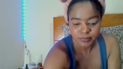 bianca ebony online show from 01-06-25, 01:42