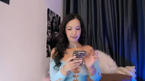 Snapshot of biancaava chatting on 11-03-25, 04:14 Bianca online show from 11-03-25, 04:14