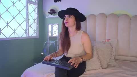 Snapshot of biancaluxx1 chatting on 03-01-26, 12:51 Bianca online show from 03-01-26, 12:51