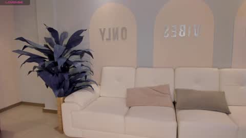 Bianca Pierce online show from 01-06-25, 11:18
