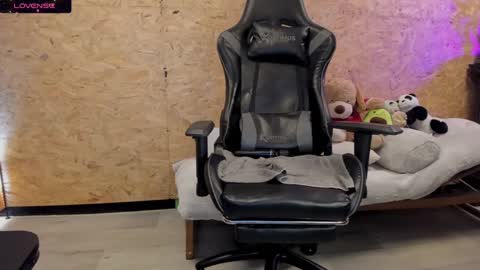 Biancastrong.. IGThebiancastrong online show from 01-08-25, 04:44