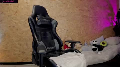 Biancastrong.. IGThebiancastrong online show from 02-21-25, 02:28