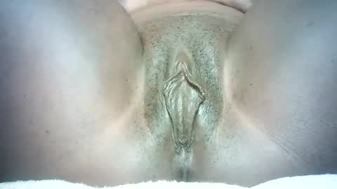 pretty online show from 01-17-25, 12:42