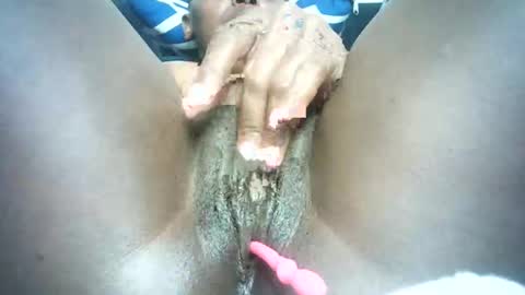 pretty online show from 01-17-25, 03:43