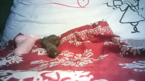 pretty online show from 03-02-25, 08:05