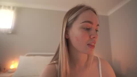 Snapshot of bibi_it_is chatting on 11-09-25, 02:21 Bibi online show from 11-09-25, 02:21