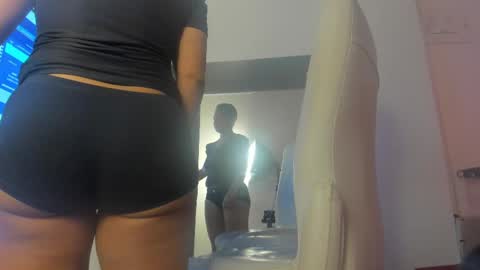 bibiana_js_ online show from 10-22-25, 11:54