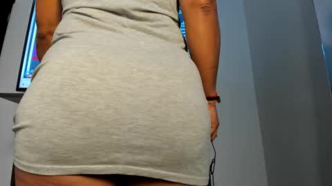 Snapshot of bibiana_js_ chatting on 02-04-26, 01:06 bibiana_js_ online show from 02-04-26, 01:06