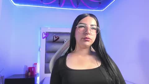 Snapshot of bibiana_js_ chatting on 02-18-26, 04:30 bibiana_js_ online show from 02-18-26, 04:30