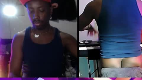 BicepsandFrot online show from 10-30-25, 10:32