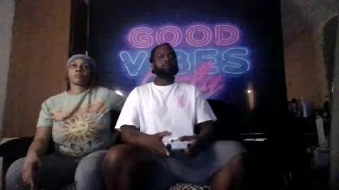 thatcoupledawg online show from 01-08-26, 03:31