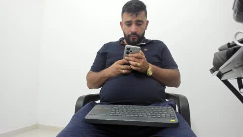 Tommy online show from 10-26-25, 05:30