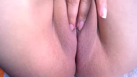 candy online show from 11-20-25, 02:28