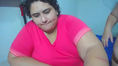 Milena And Luz online show from 09-09-25, 01:49