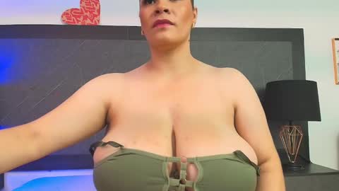 Tell me Sophia  online show from 12-27-24, 08:18