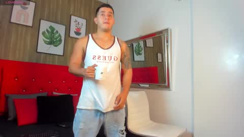 Tylerr online show from 11-18-25, 08:13