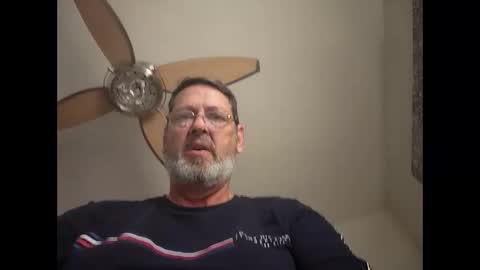 Snapshot of bigal9816192 chatting on 12-23-24, 04:28 bigal9816192 online show from 12-23-24, 04:28