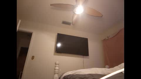 Snapshot of bigal9816192 chatting on 01-18-25, 07:49 bigal9816192 online show from 01-18-25, 07:49