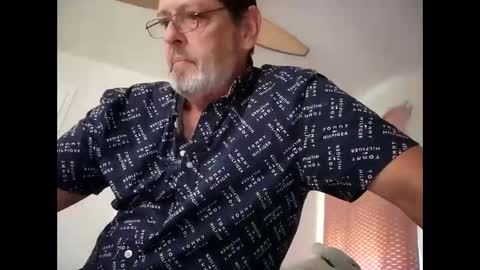 Snapshot of bigal9816192 chatting on 01-18-25, 05:37 bigal9816192 online show from 01-18-25, 05:37