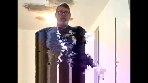 Snapshot of bigal9816192 chatting on 04-14-26, 02:17 bigal9816192 online show from 04-14-26, 02:17