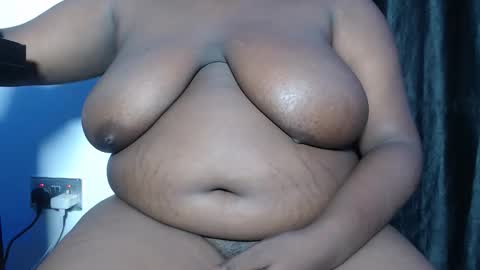 bella online show from 11-17-25, 07:19