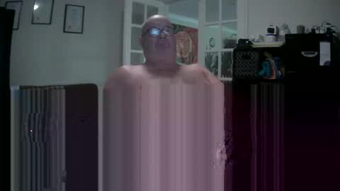 Bigaussie online show from 01-16-25, 05:21