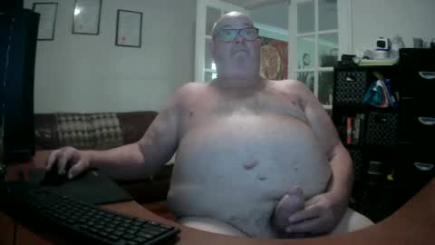 Bigaussie online show from 02-06-25, 01:49