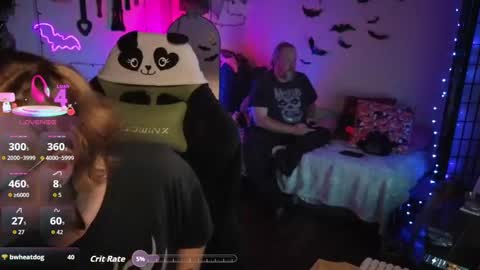 Snapshot of bigbearandbunny chatting on 11-14-25, 01:04 bigbearandbunny online show from 11-14-25, 01:04