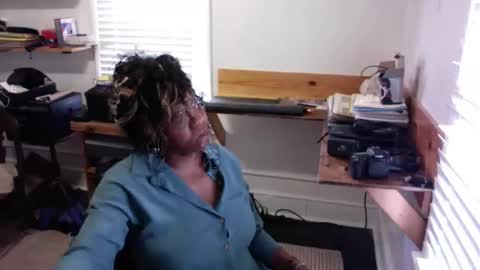 Ashley online show from 04-06-26, 07:59