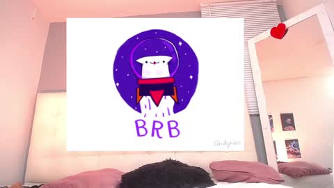 Mia online show from 12-18-24, 12:54