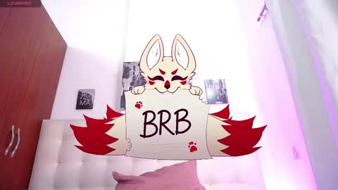 Mia online show from 03-10-25, 10:13