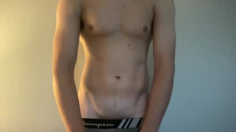 Snapshot of bigbootybrow chatting on 09-20-25, 01:34 brow online show from 09-20-25, 01:34