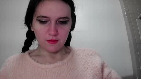 Isabella online show from 12-20-24, 11:58