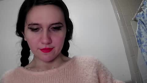 Isabella online show from 12-24-24, 10:11