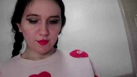 Isabella online show from 12-26-24, 09:22