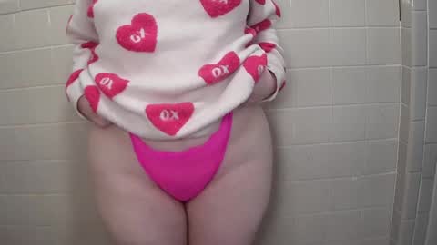 Isabella online show from 12-30-24, 09:08